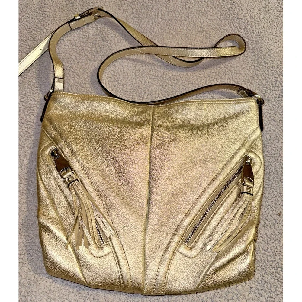 B. Makowsky Metallic Gold Leather Crossbody Purse Magnetic Close Tassels Zippers